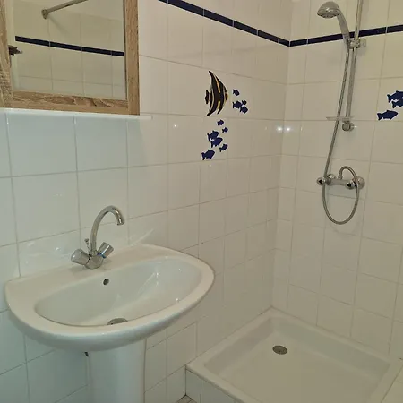 Lovely In A Prime Location With Direct Access To The Mesquer