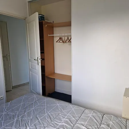 Apartment Lovely In A Prime Location With Direct Access To The *